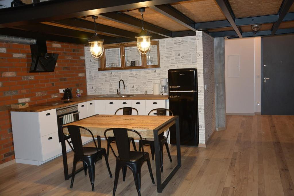Loftstyle Apartament 2 Zyrardow Buitenkant foto